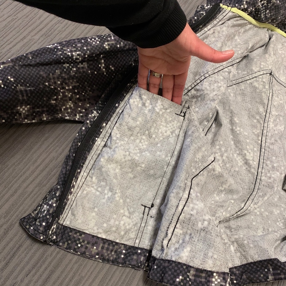 Bench Jacket - Picture 4 of 10